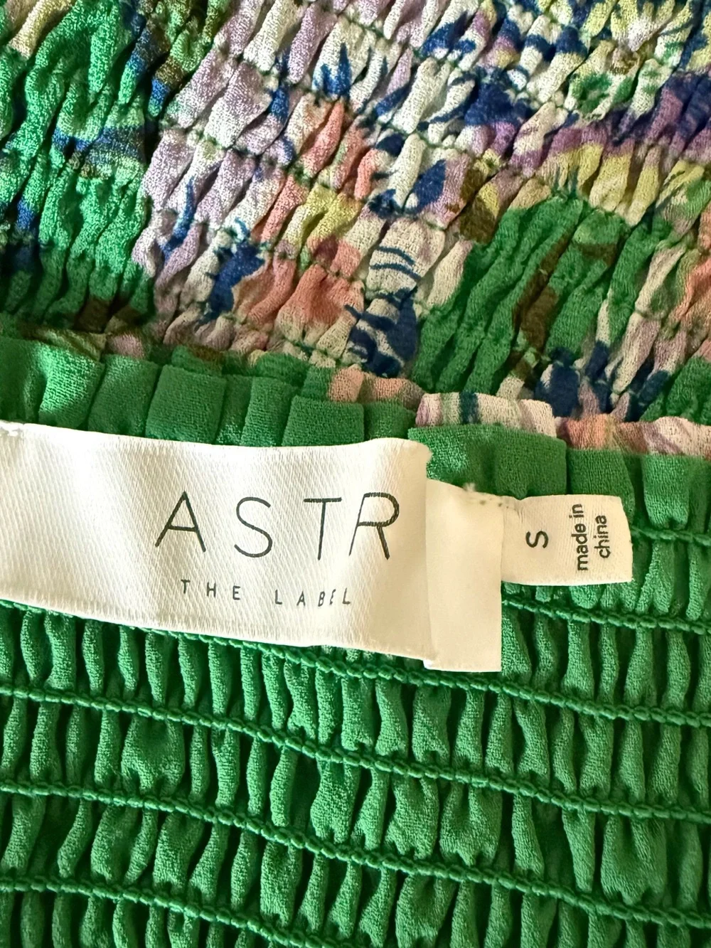 Astr Green‎ Floral Puff-Sleeve Wrap Blouse Size Small